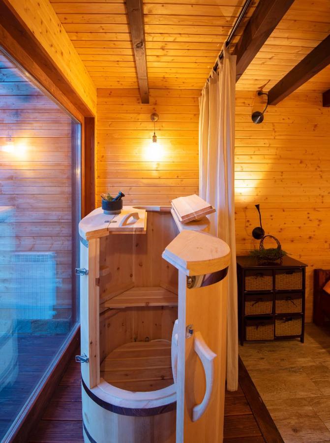 Pinus Villas Lodge With Private Jacuzzi & Phyto-Sauna Retreat Zheleznitsa Exterior photo