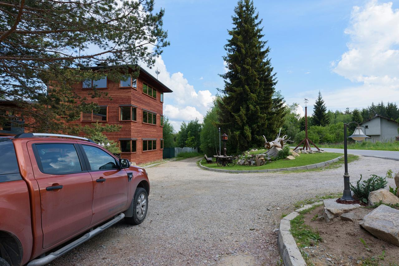 Pinus Villas Lodge With Private Jacuzzi & Phyto-Sauna Retreat Zheleznitsa Exterior photo